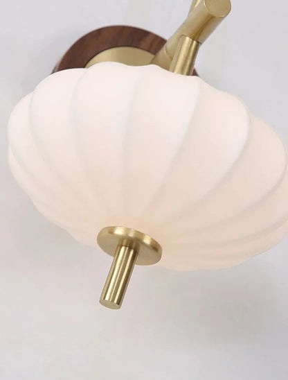 Camille Aurelia Gerippte Glas LED Wandleuchte