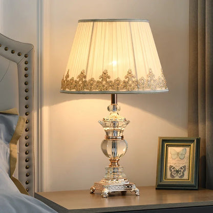 Retro Palast Kristall LED Tischleuchte für Schlafzimmer und Wohnzimmer