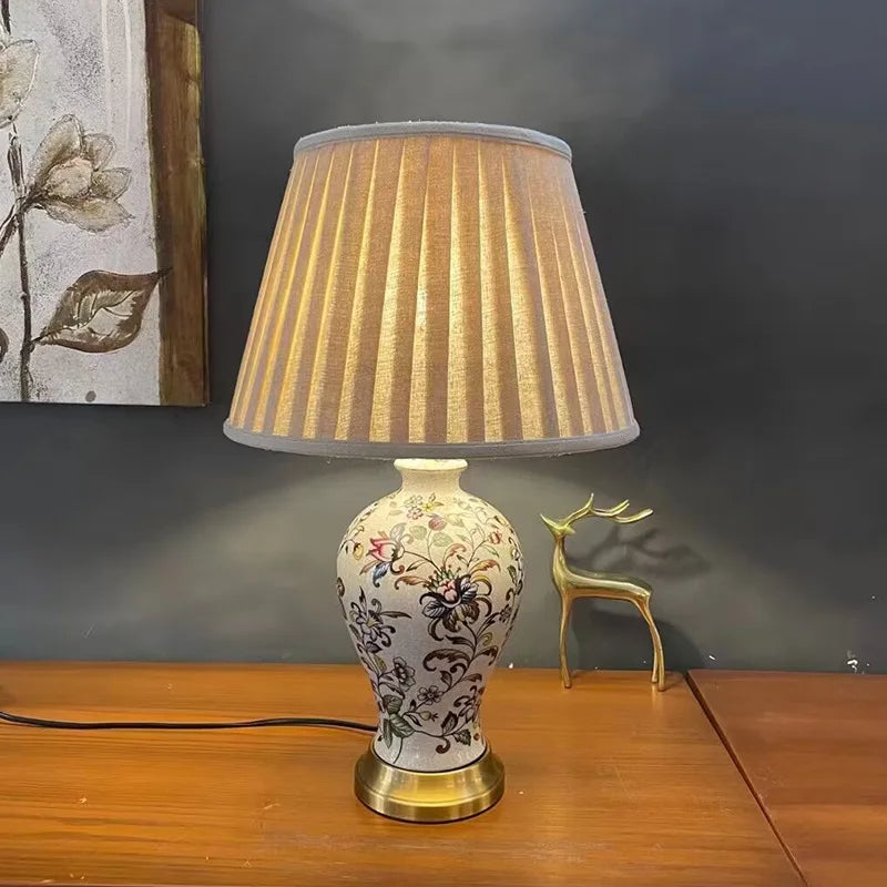 Amerikanische Retro-Keramik-LED-Stehleuchte mit dekorativem bedrucktem Finish