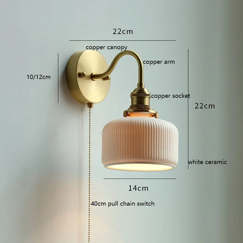 Émilie Drehbare Glas-Wandleuchte mit Zugschalter