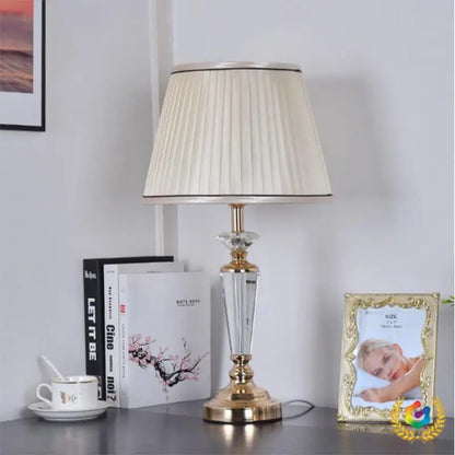Europäische Retro-Kristall-Stehlampe für Wohnzimmer & Schlafzimmer