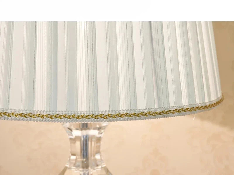 Luxuriöse Kristall-Tischlampe für Schlafzimmer- & Nachttisch-Dekoration