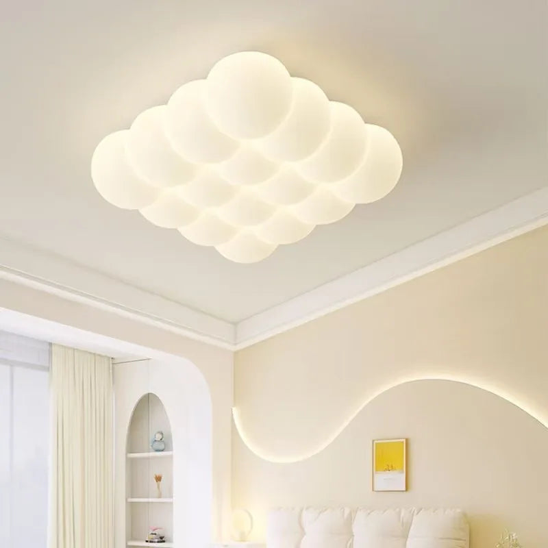 Amélie Bubble Cream LED-Deckenleuchte Vollspektrum-Augenpflege
