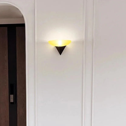 Élodie Horizon Mount LED Wall Lamp