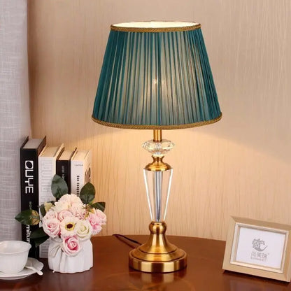 Europäische Retro-Kristall-Stehlampe für Wohnzimmer & Schlafzimmer