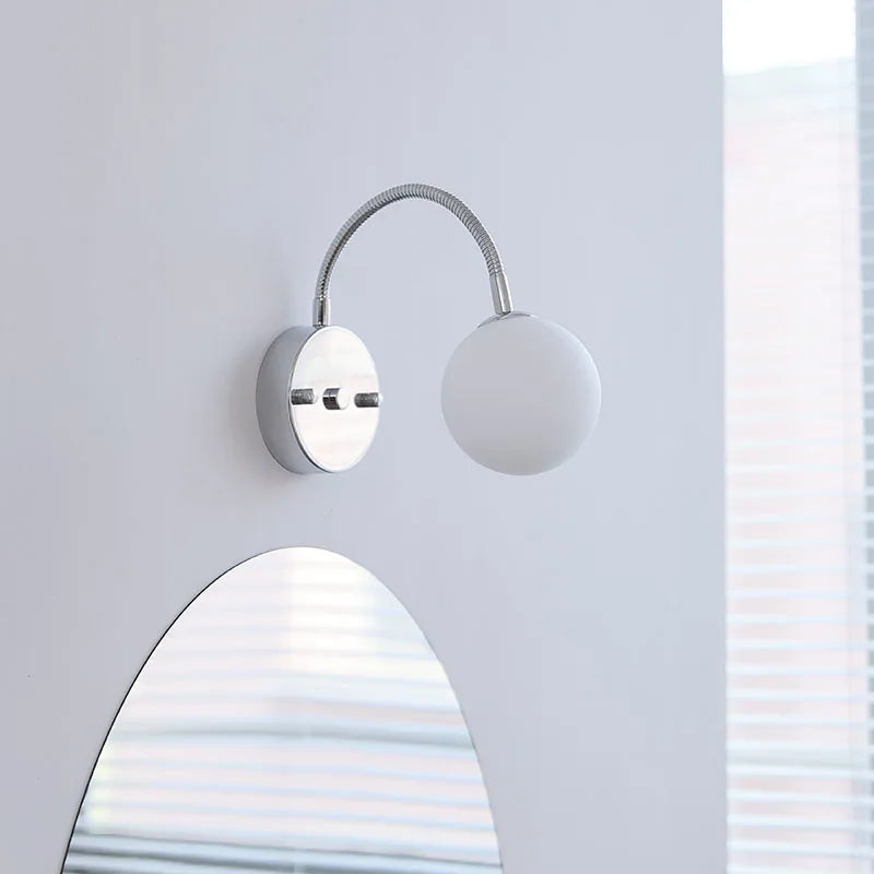 Sophie Silver Glaskugel Wandleuchte
