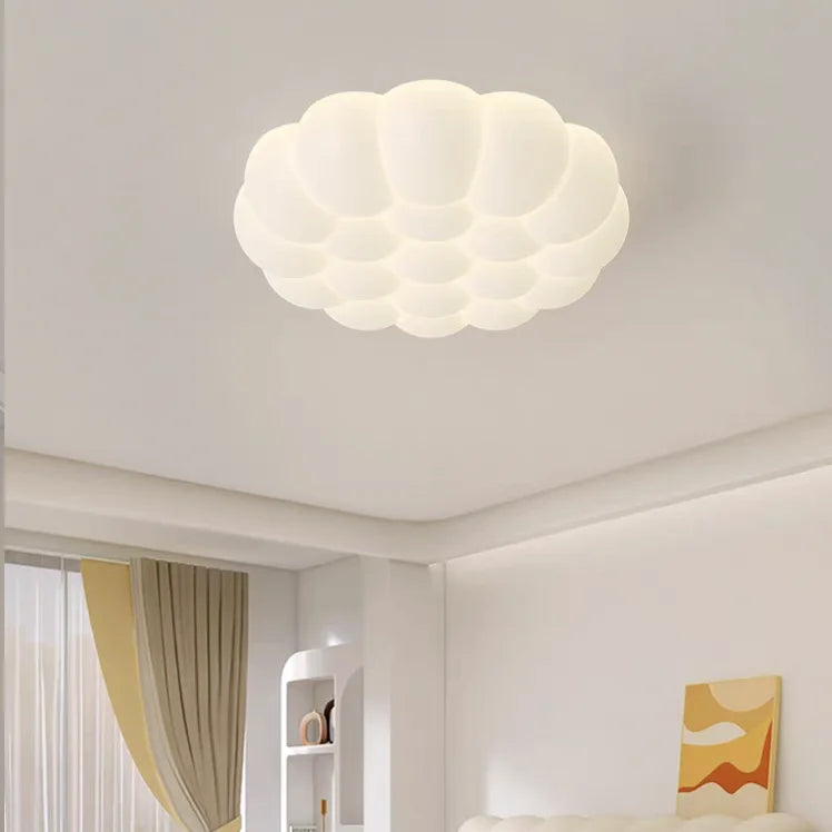 Amélie Bubble Cream LED-Deckenleuchte Vollspektrum-Augenpflege