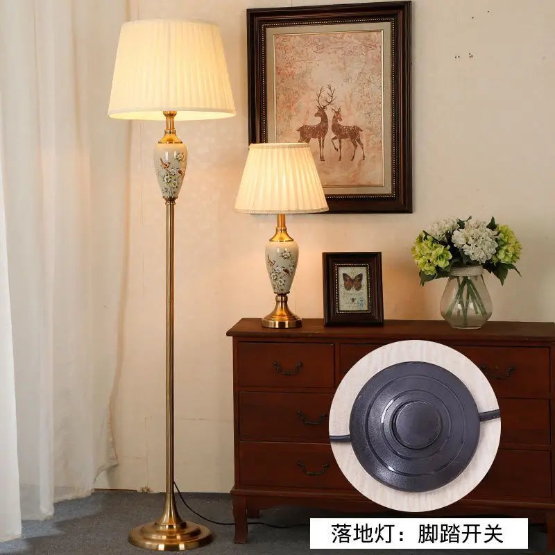 Élise European Retro Flower Ceramic LED Floor Lamp