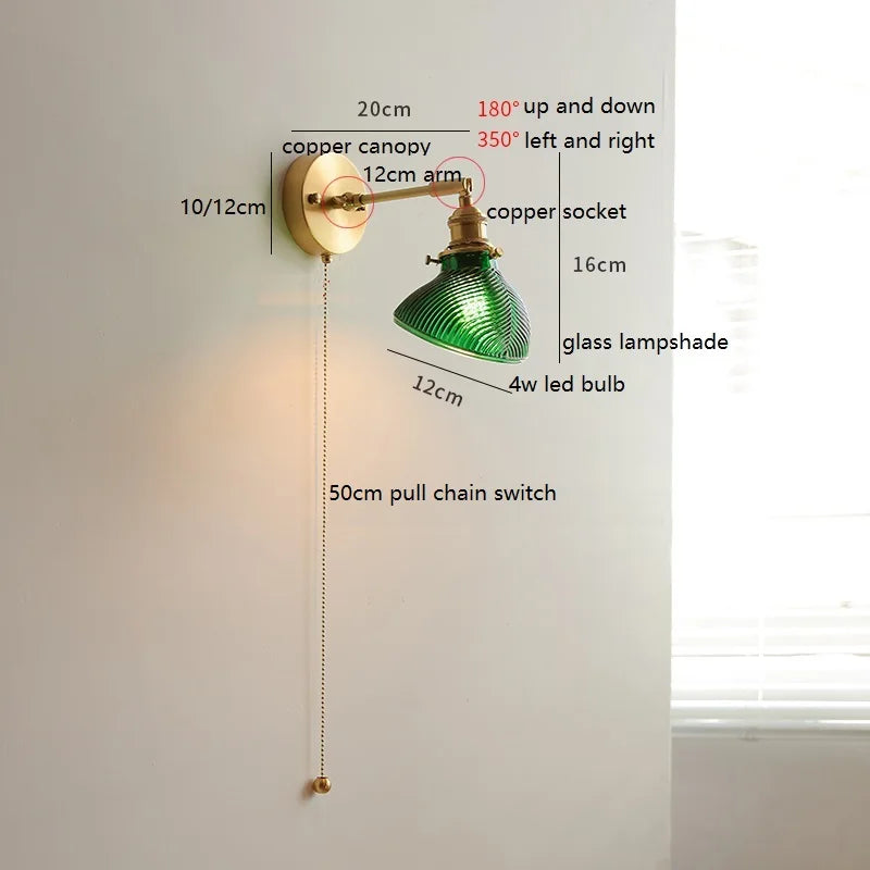 Émilie Drehbare Glas-Wandleuchte mit Zugschalter