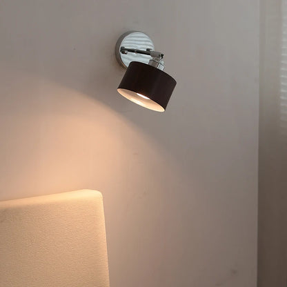 Clara Vintage Industrie-Eisen-LED-Wandlampe mit Zugschalter