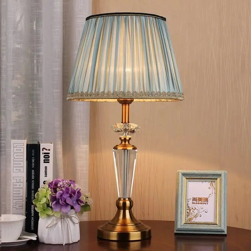 Europäische Retro-Kristall-Stehlampe für Wohnzimmer & Schlafzimmer