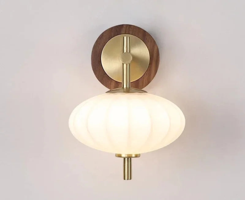 Camille Aurelia Gerippte Glas LED Wandleuchte