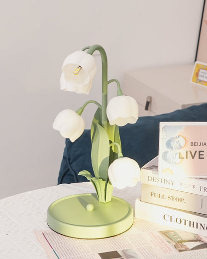 Élodie Orchideenblüten-Tischleuchte mit künstlerischem Blumendesign