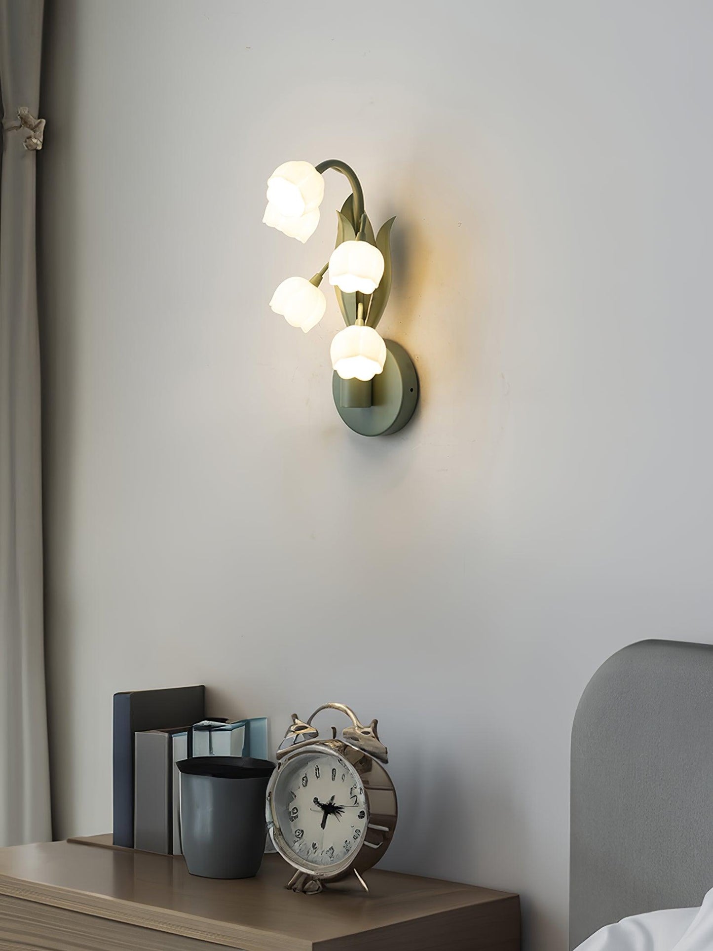 Isabelle Orchid Wall Lamp with Green Leaves and Three-Color LED