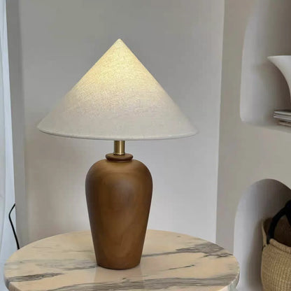 Hochwertige Stoff-Tischlampe im antiken Wabi-Sabi-Stil für Schlafzimmer