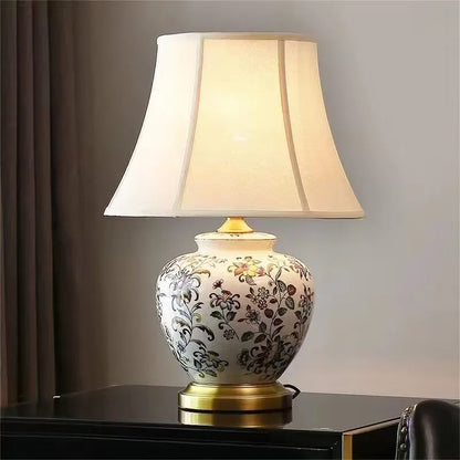 Amerikanische Retro-Keramik-LED-Stehleuchte mit dekorativem bedrucktem Finish