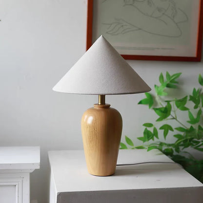 Hochwertige Stoff-Tischlampe im antiken Wabi-Sabi-Stil für Schlafzimmer