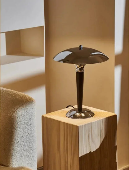 Noémie Schreibtischlampe aus Holz und Chrom
