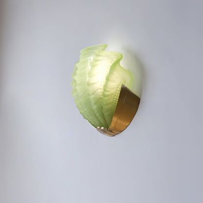 Aurélie Wandleuchte Muschel mit geformtem Glasdesign