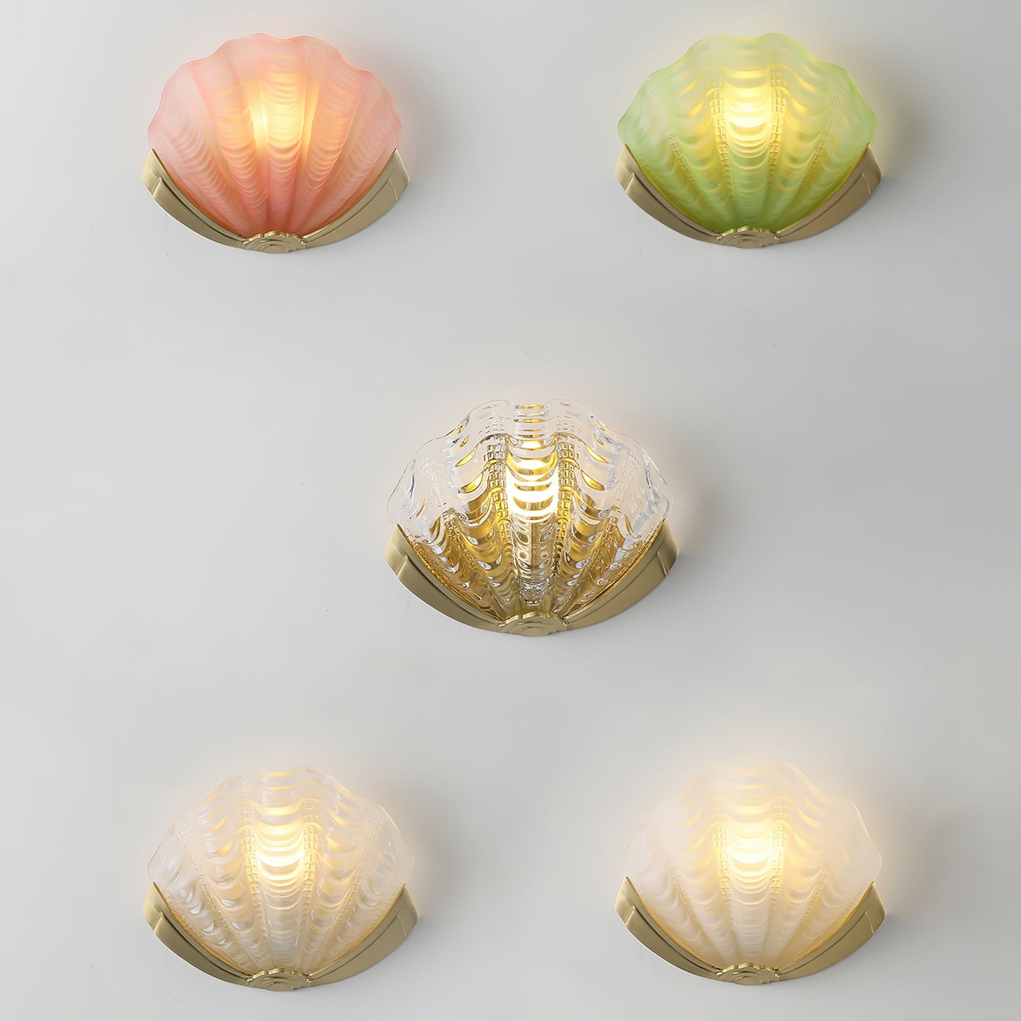 Aurélie Wandleuchte Muschel mit geformtem Glasdesign