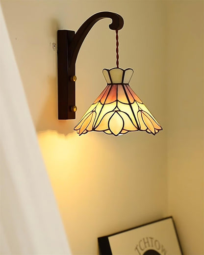 Clémence Serena Tiffany Wandleuchte Messing Holz und Glas LED-Beleuchtung