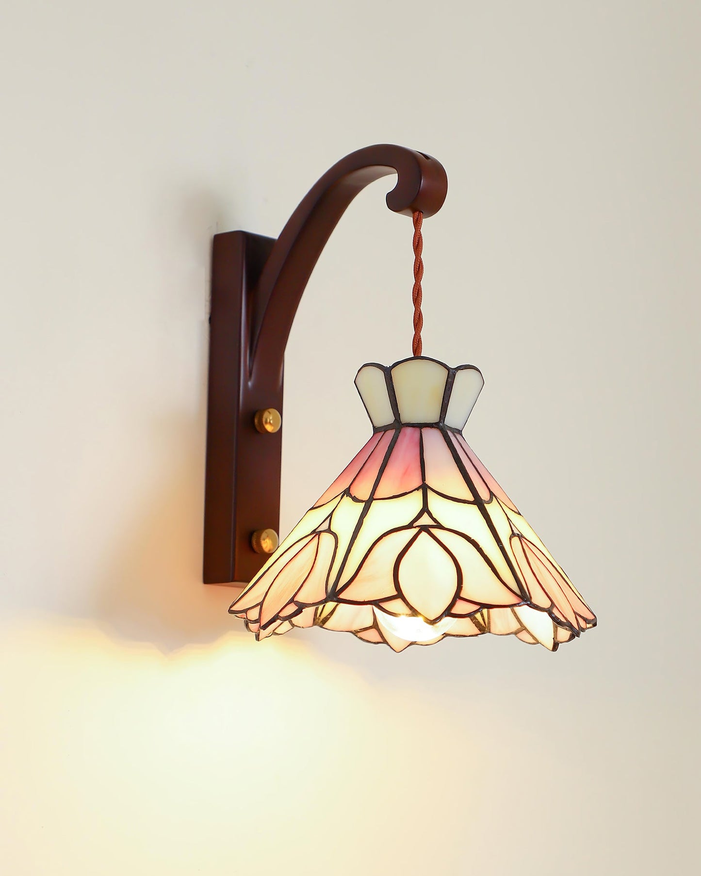 Clémence Serena Tiffany Wandleuchte Messing Holz und Glas LED-Beleuchtung