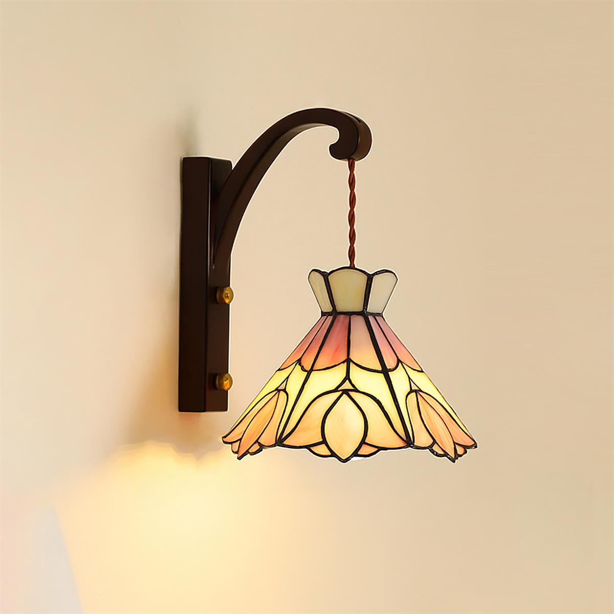 Clémence Serena Tiffany Wandleuchte Messing Holz und Glas LED-Beleuchtung