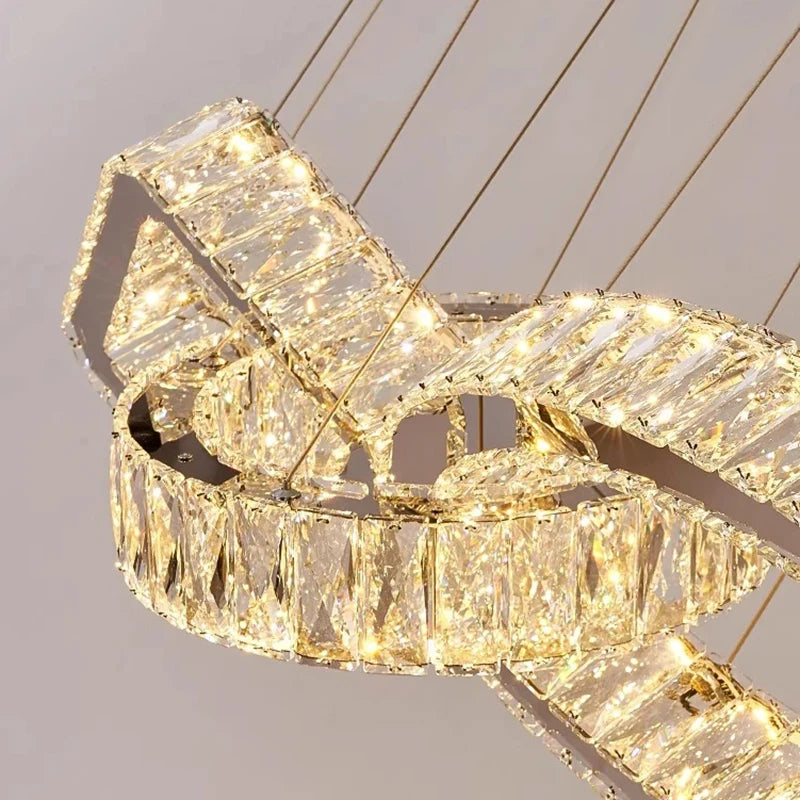 Luxuriöse Pendelleuchte für Wohnzimmer und Essbereich