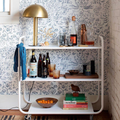 Céleste Pilztischleuchte mit skulpturalem Metalldesign