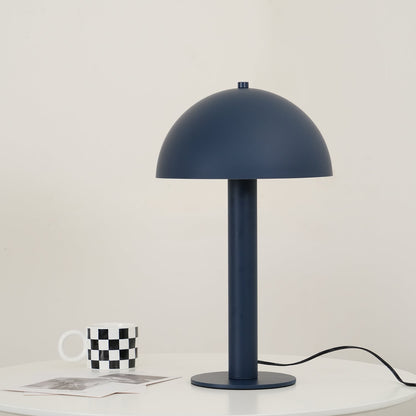 Céleste Pilztischleuchte mit skulpturalem Metalldesign
