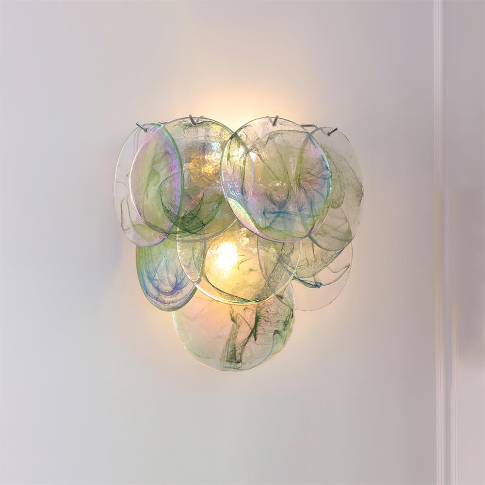 Amélie mundgeblasene Glas-Wandleuchte mit Metallakzenten