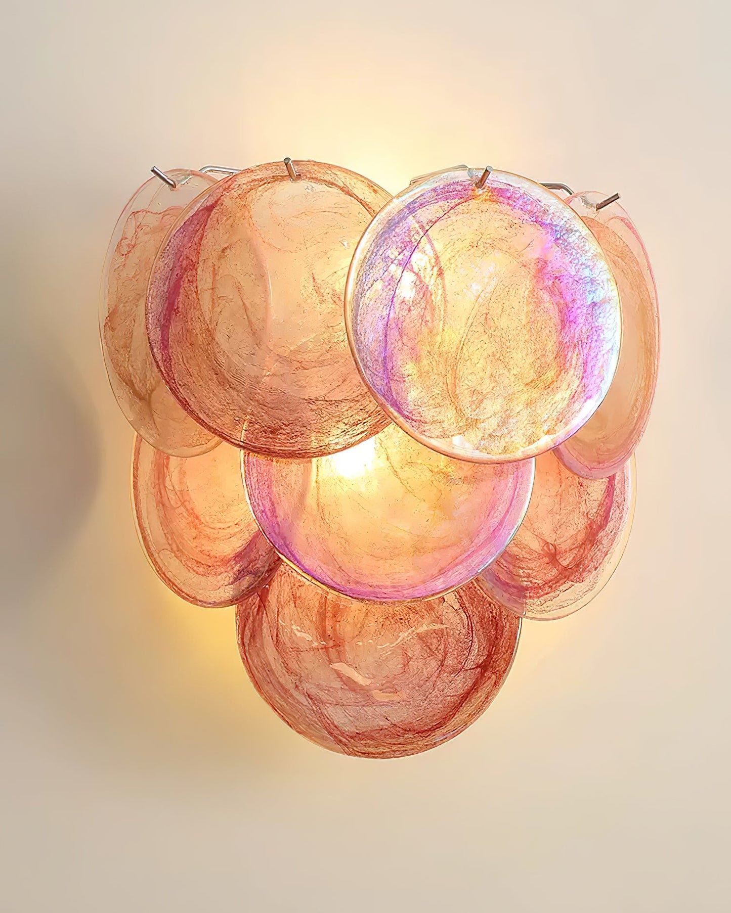Amélie mundgeblasene Glas-Wandleuchte mit Metallakzenten