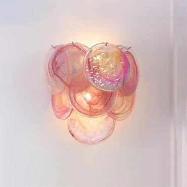 Amélie mundgeblasene Glas-Wandleuchte mit Metallakzenten