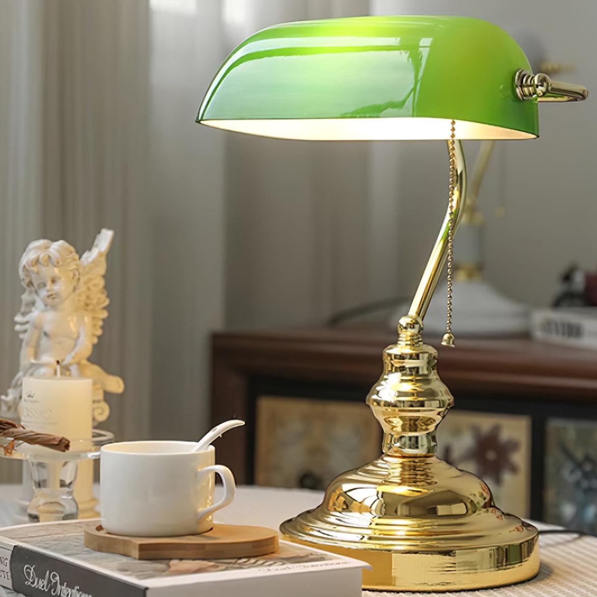 Colette Vintage Bankierlampe mit grünem Glasschirm