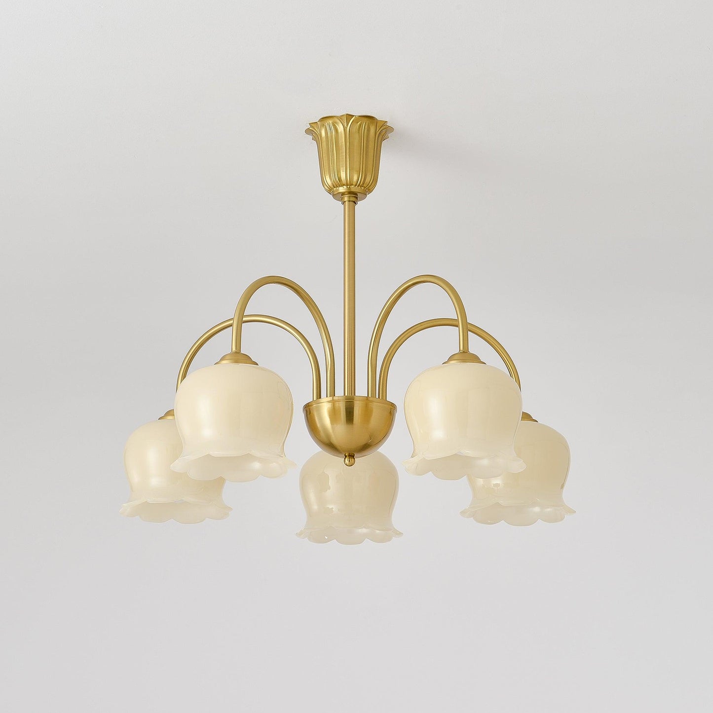 Amélina Vintage Gold & Beige Orchid Chandelier