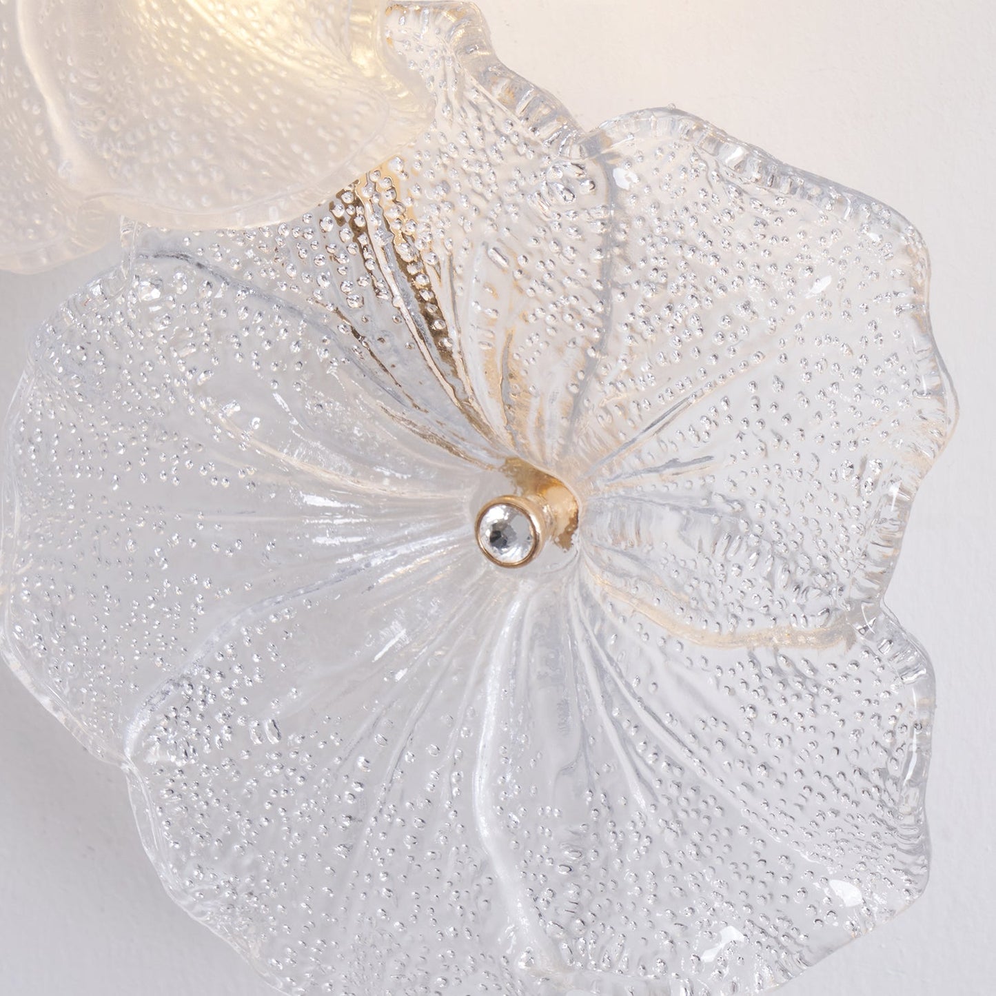 Aurélie Virelle Blumen-Wandleuchte mit Glasblüten-Design
