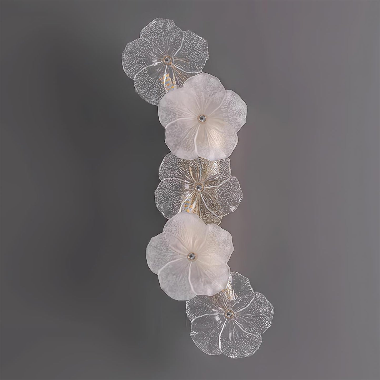 Aurélie Virelle Blumen-Wandleuchte mit Glasblüten-Design