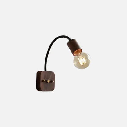 Élodie Walnut Verstellbare LED-Wandleuchte