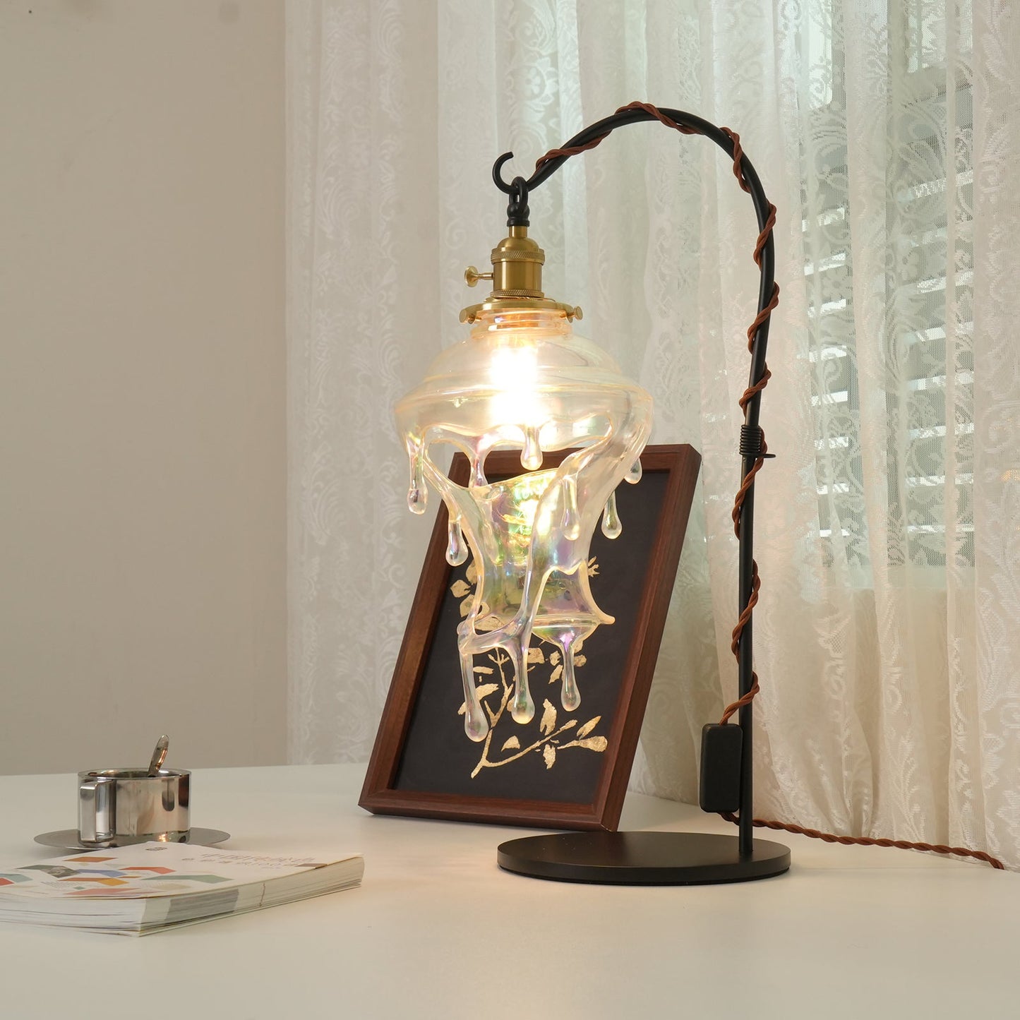 Anaïs Water Drop Resin Table Lamp with Artistic Drip Design