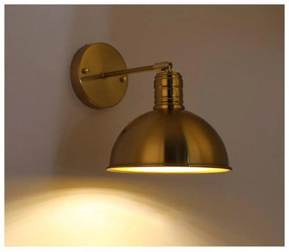 Adeline Antike Wandlampe mit Arm