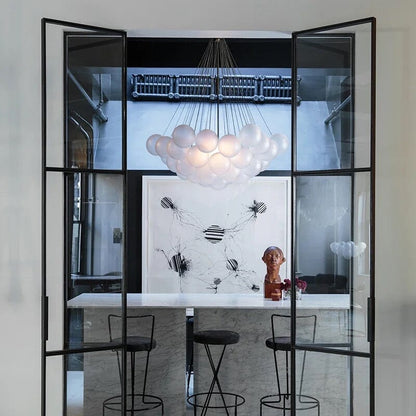 Inès Minimalist Frosted Globe Chandelier