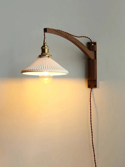 Aurélie Elmwood Verstellbare Arm LED-Wandleuchte