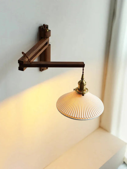 Aurélie Elmwood Verstellbare Arm LED-Wandleuchte
